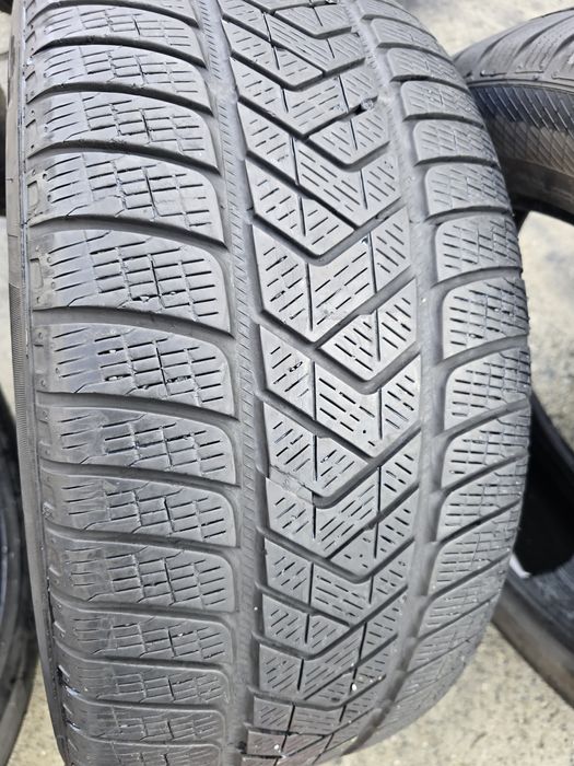 Anvelope iarna 255 50 19