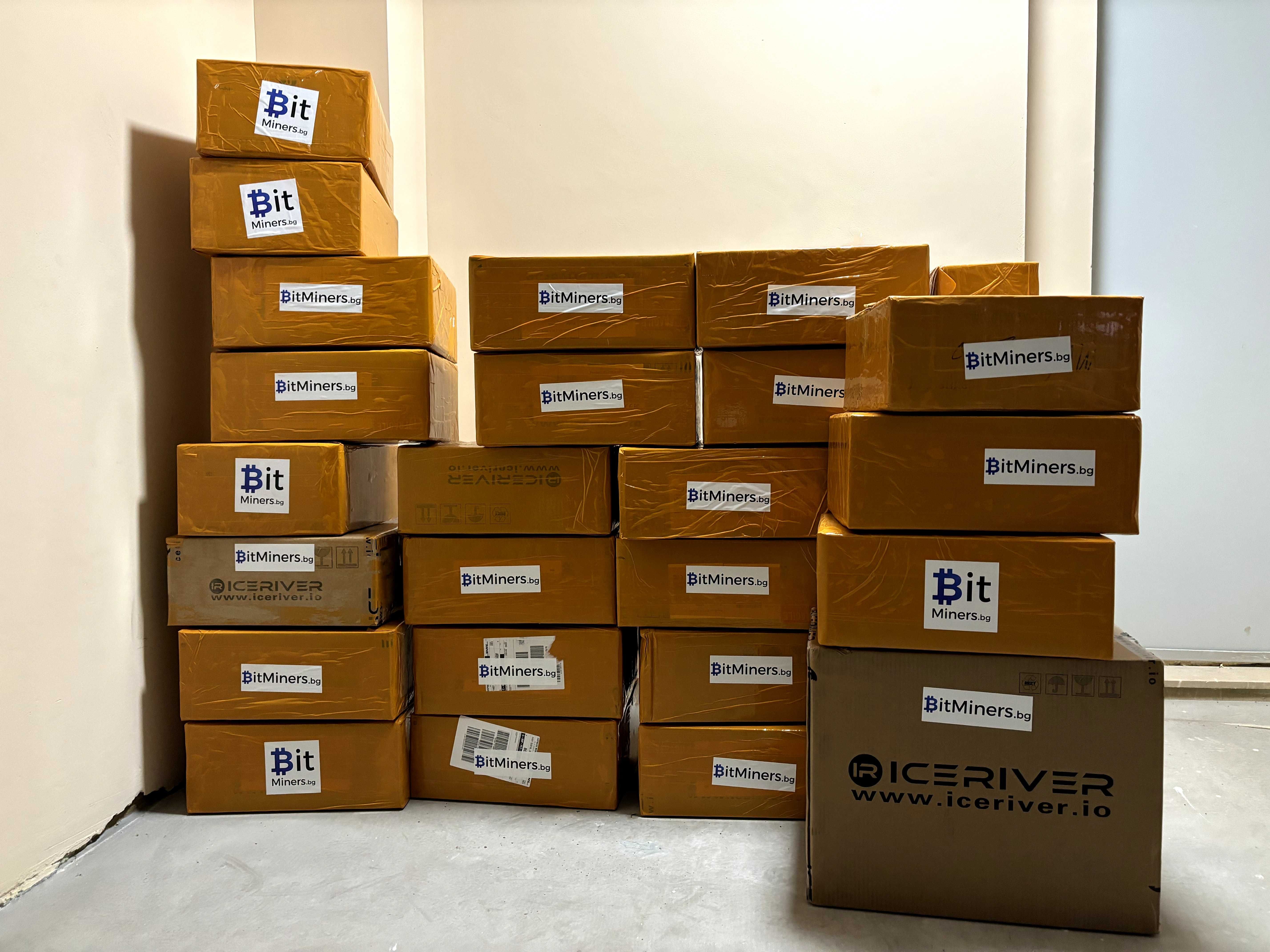 Goldshell AE-Box II, 54Mh/s 530W, Алео Майнър