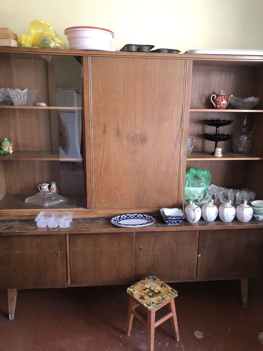 Продам офисные столы и тумбы  б/у