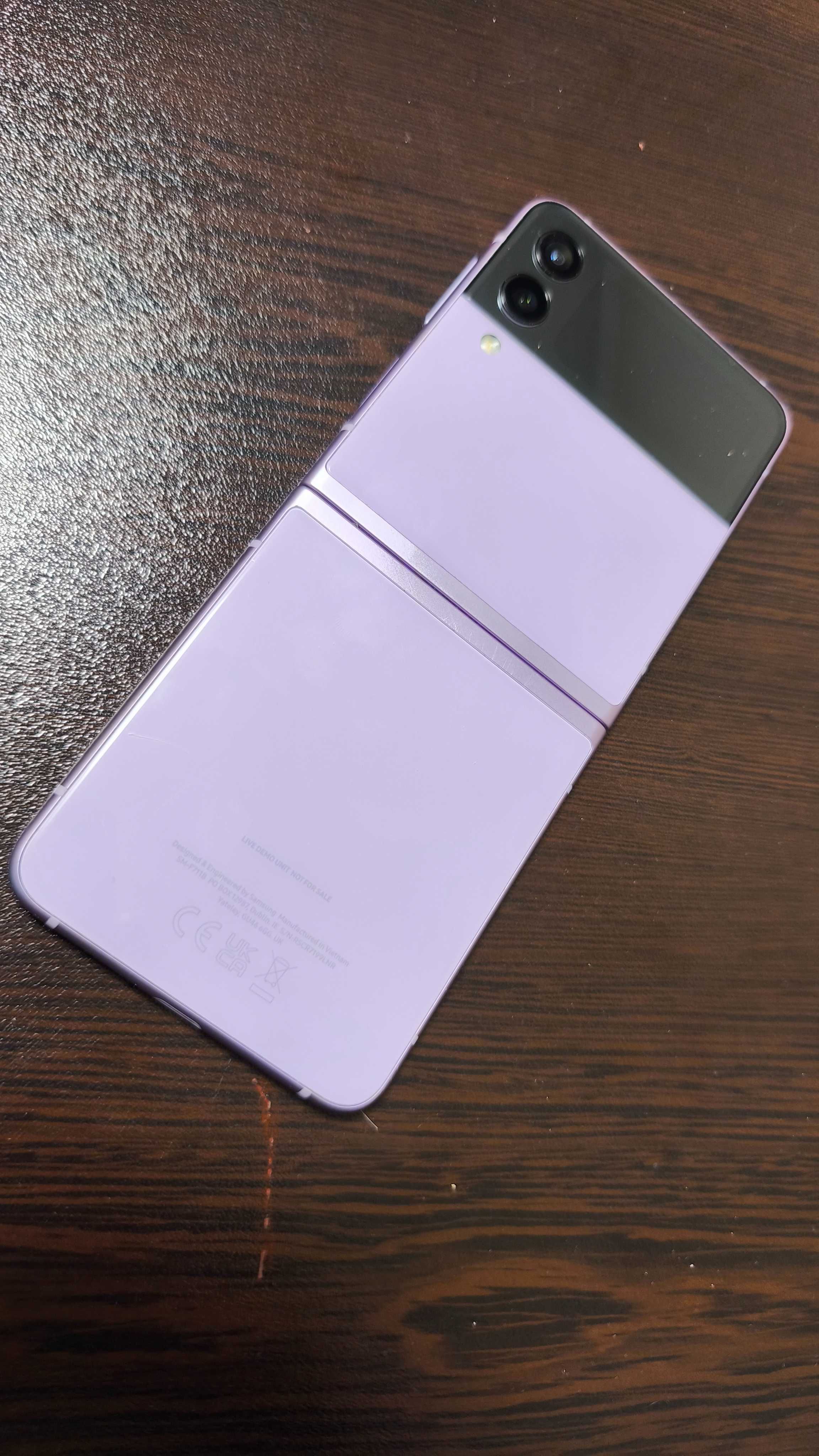Телефон Samsung Z flip 3, 5G