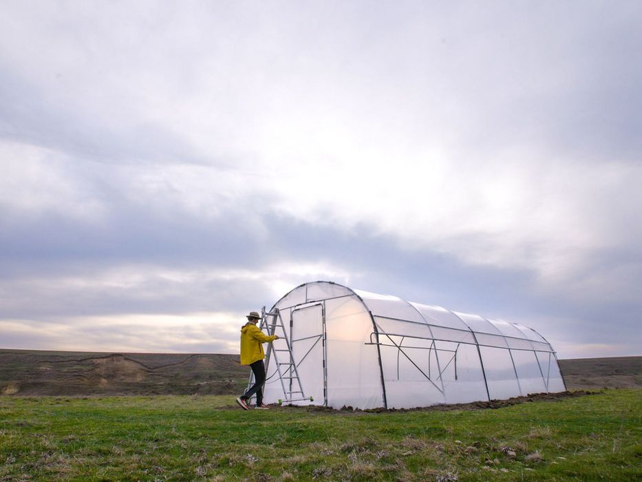 Solar gradina 4x10 m teava zincata 32 mm folie 180 microni