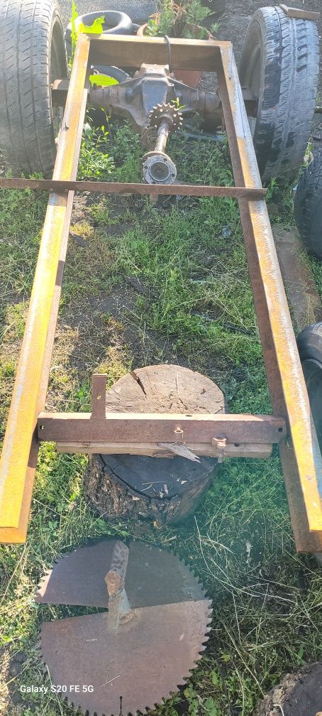 De vînzare proiect tractoraș.
