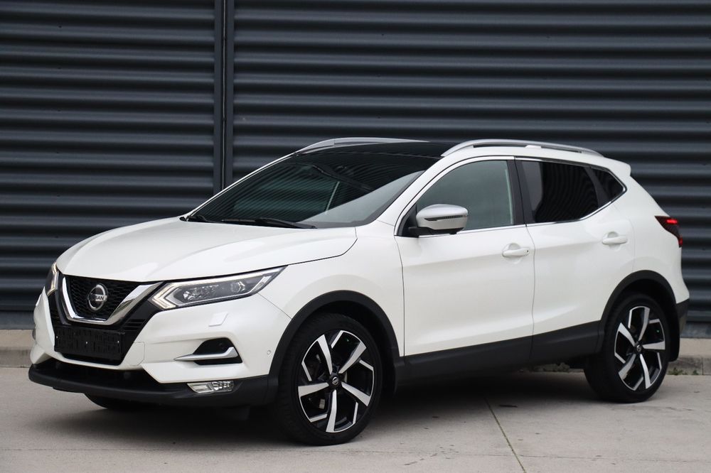 Nissan Qashqai Tekna+, 1.3 Benzina, Panoramic, Parc Auto