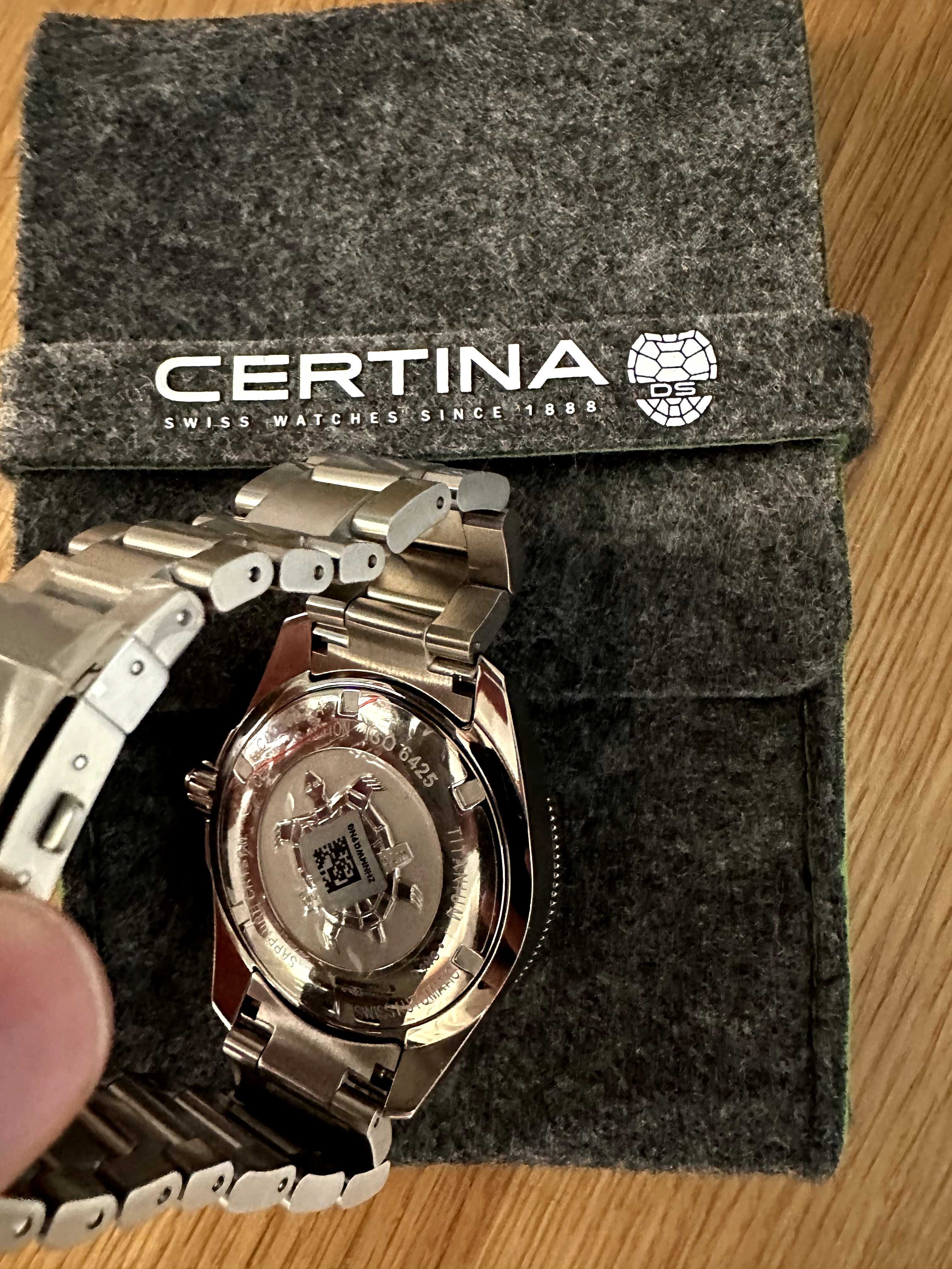 Часовник Certina DS Action Diver 43mm - НОВ