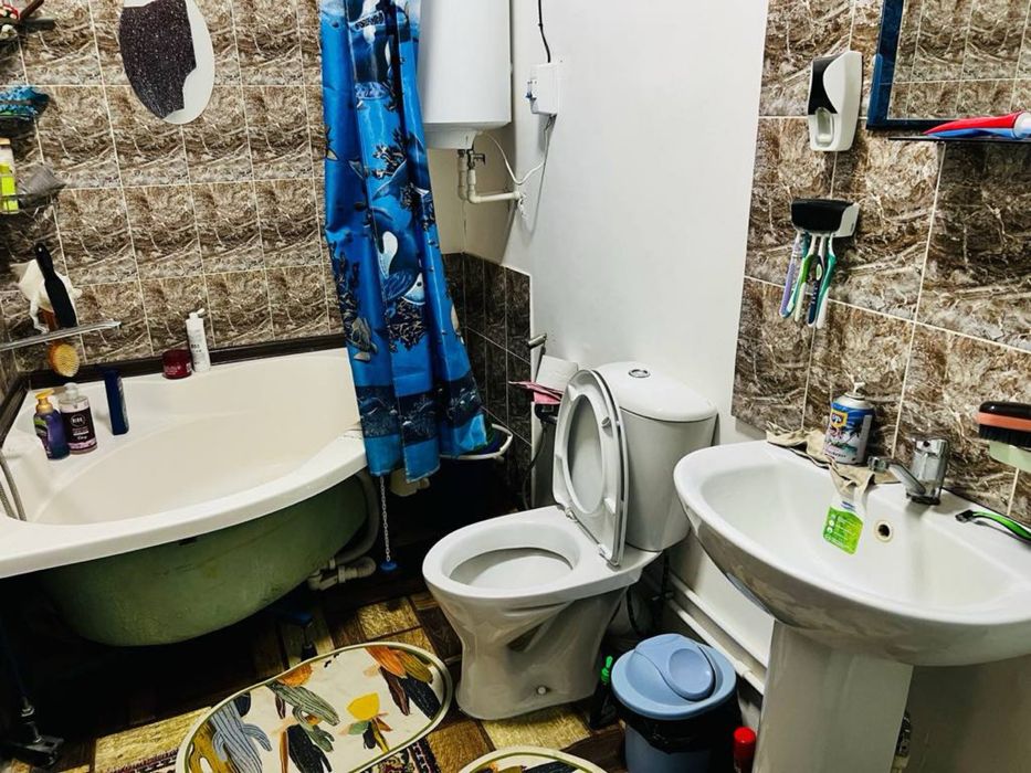 Уй сотилади хамма нарсаси билан