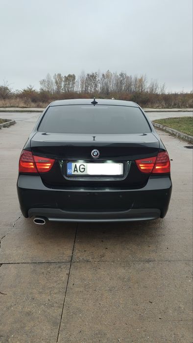Bmw E90 Facelift M-Paket / 2.0 D / Euro 5 / Proprietar