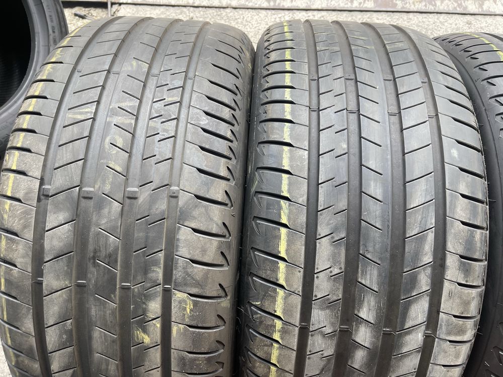 4 anvelope de vara Bridgestone 275/40/20 RFT