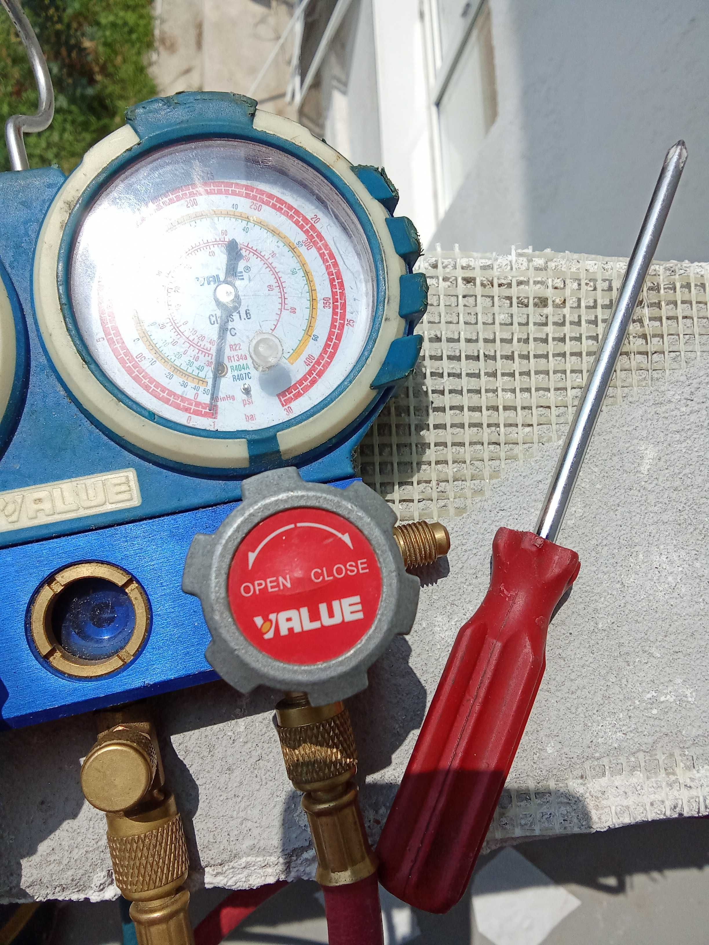 instalator aer conditionat instalatii sanitare si termice