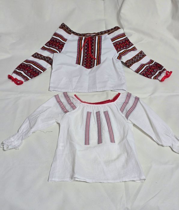 Costume traditionale de fetite