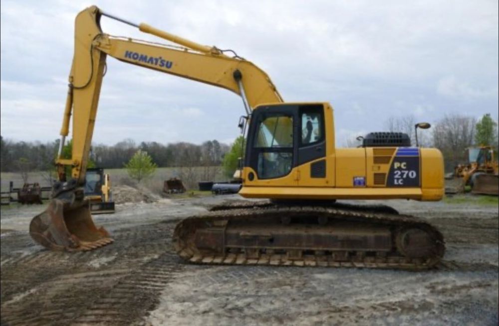 Dezmembrez excavator Komatsu PC270LC + PC240LC, PC290LC, PC300LC–piese