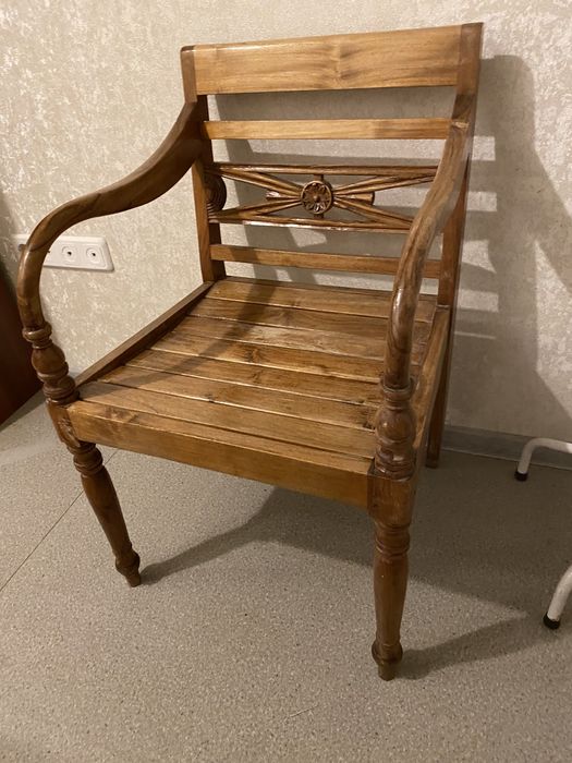 Деревянные кресла со столами массив премиум.