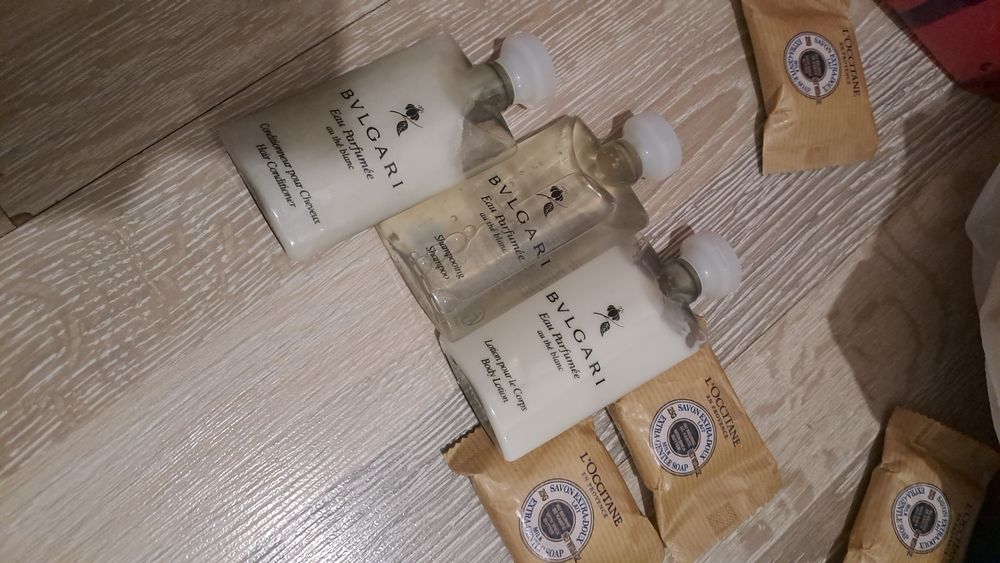 Bvlgari шампунь, кондиционер для волос, лосьон для тела,мыло L'occitan