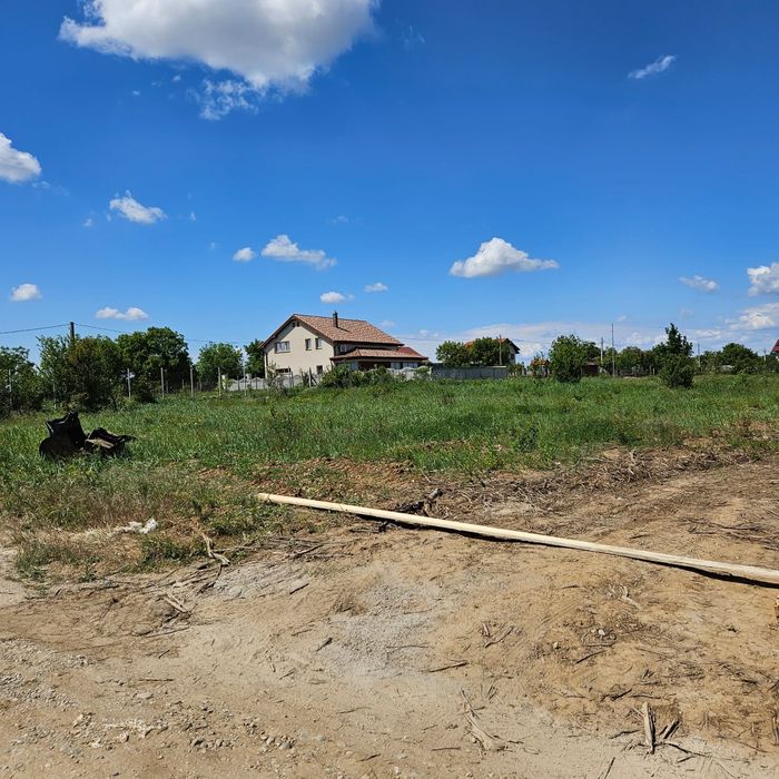 Teren Intravilan Paleu Utilitati str Piersicilor/Dealu Viilor 70eur/mp