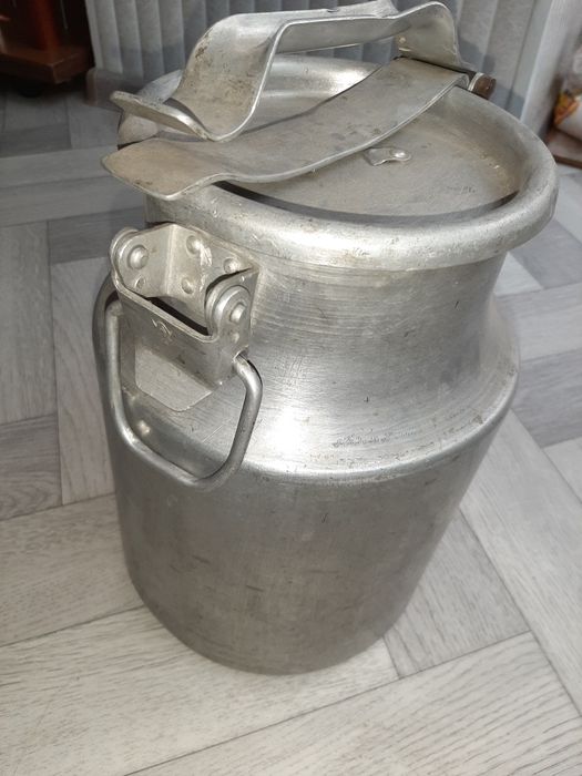 Продам 10 л аллюминиевую фляжку с доставкой