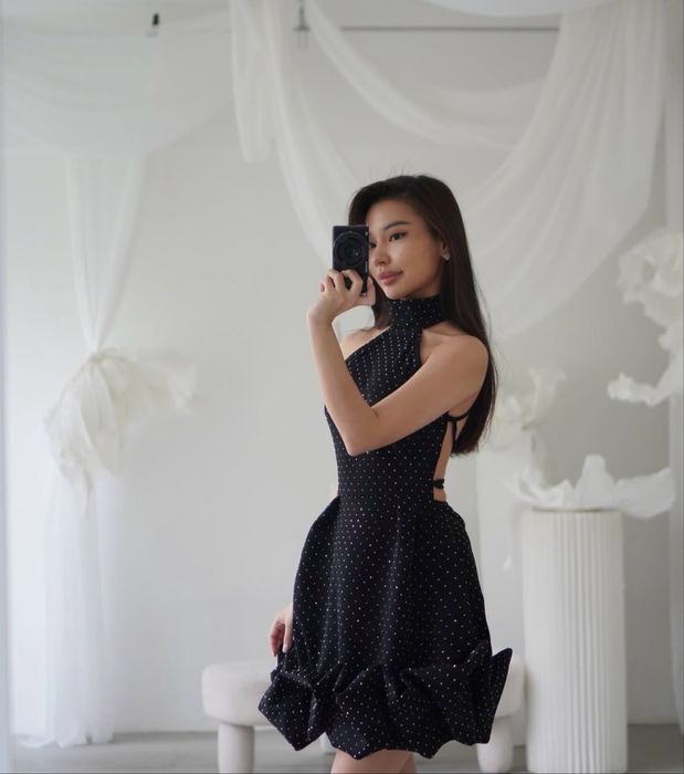 Продам платье,надевала всего один раз