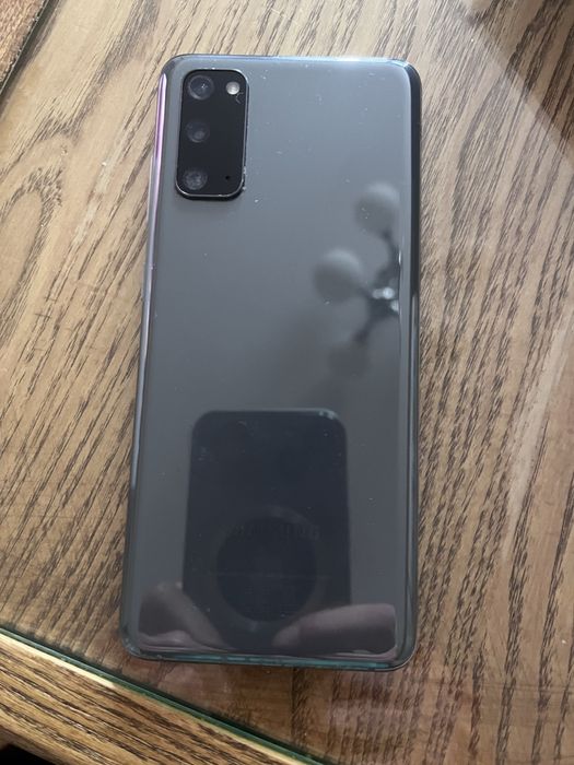 Samsung s20 cosmic gray