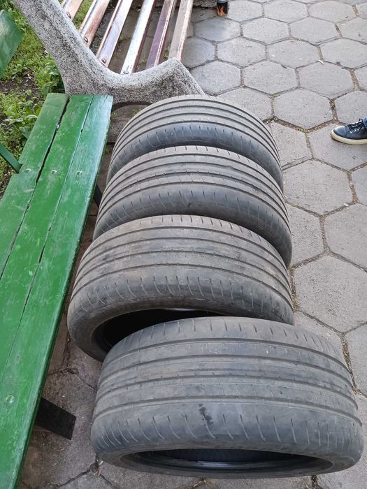 Летни автомобилни гуми Гудиър 245/45/17