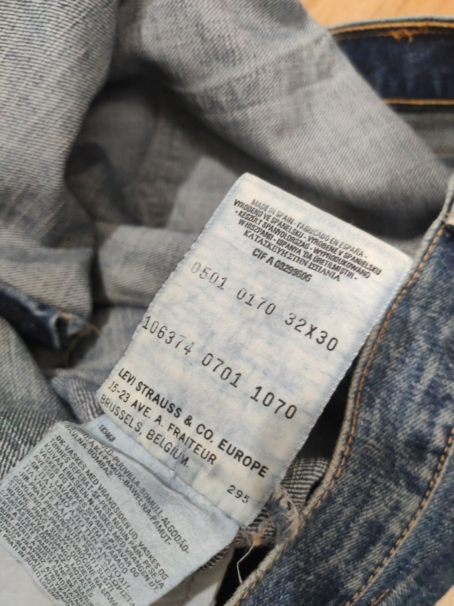 Blugi Levi's 501 vintage anii 90 mărimea 32x30 (S)