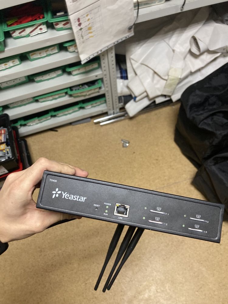 VoIP-GSM шлюз NeoGate TG400