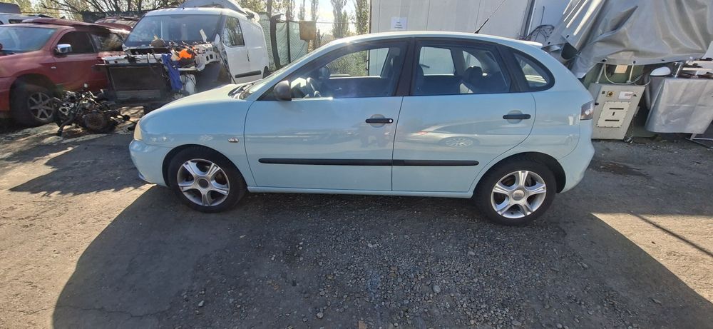 Dezmembrez Seat Ibiza 1.2B  2007