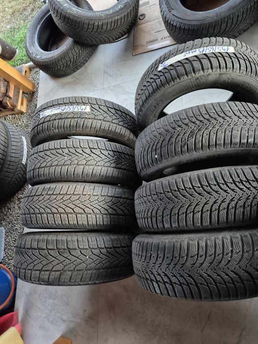 Vând cauciucuri 195/65/15 M+S 2 seturi diferite imp Germania