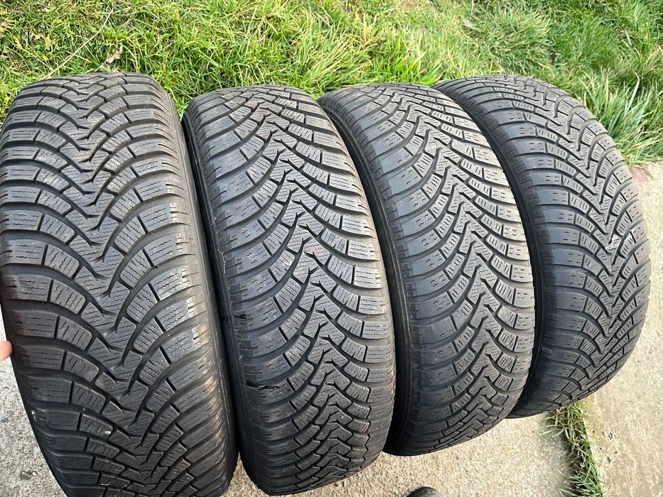 Jante 16 DUSTER cu anvelope Iarna M+S 215/65/16 Foarte Bune