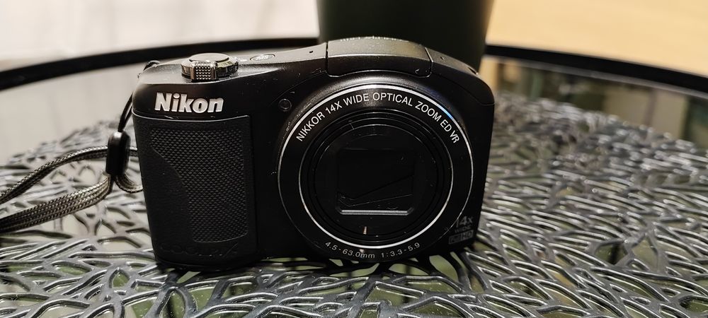 Camera Nikon Coolpix L610 16Mp baterii AA