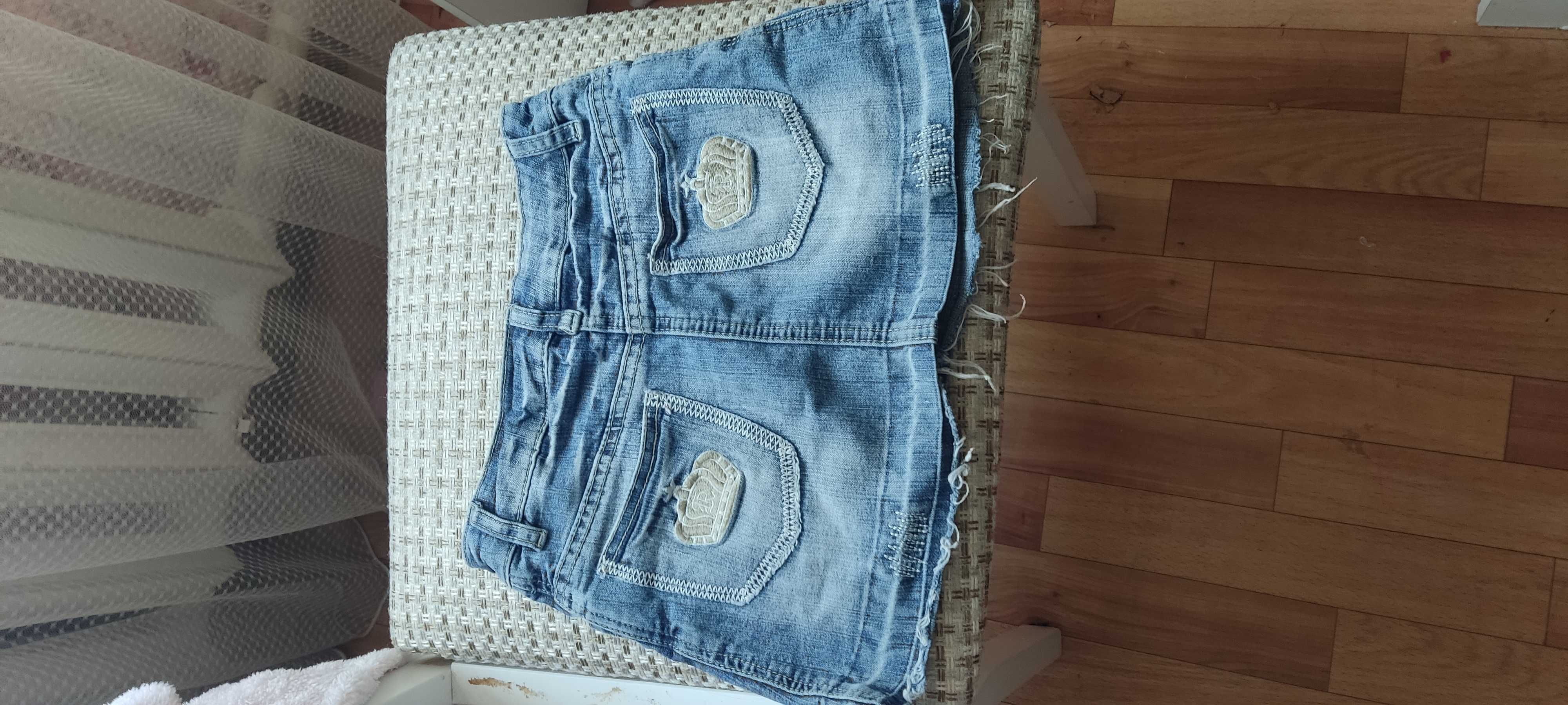Продам детскую одежду для девочек, 3 вещи