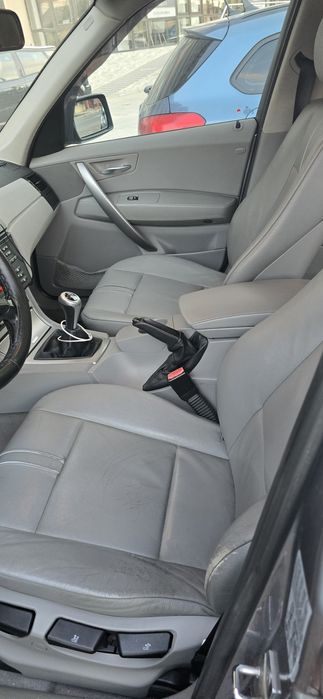 Vând BMW X3, an 2005