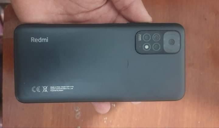 Redmi note 11 6/128 (pul srochna kerak)