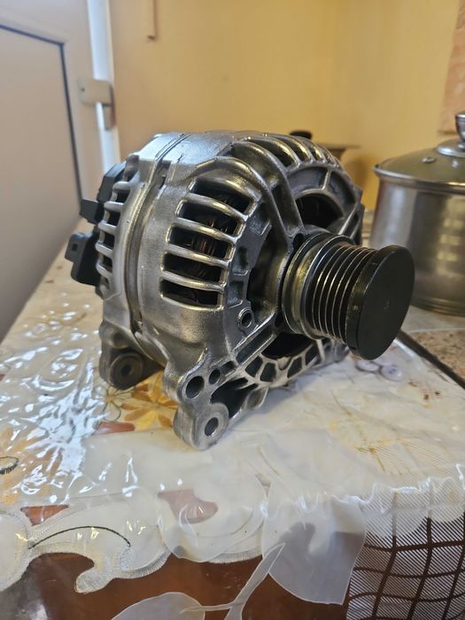 Alternator audi a4 b8 2.0