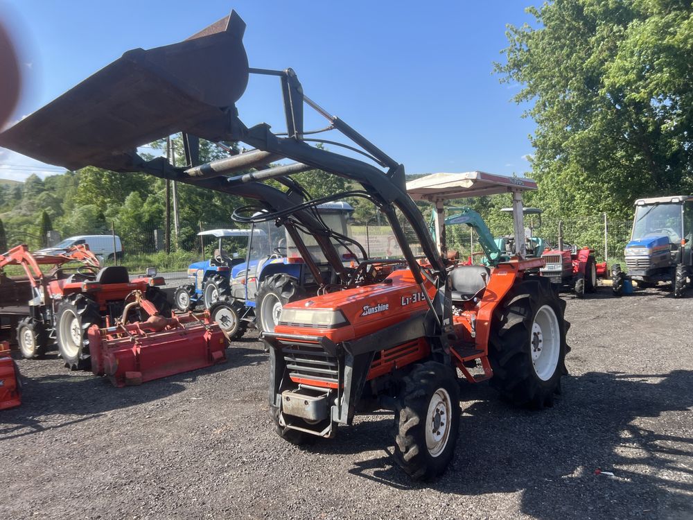 Tractoras tractor japonez kubota L1-315 cu incarcator frontal