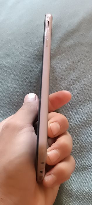Arzon narxda samsung galaxy J4+ gold rang