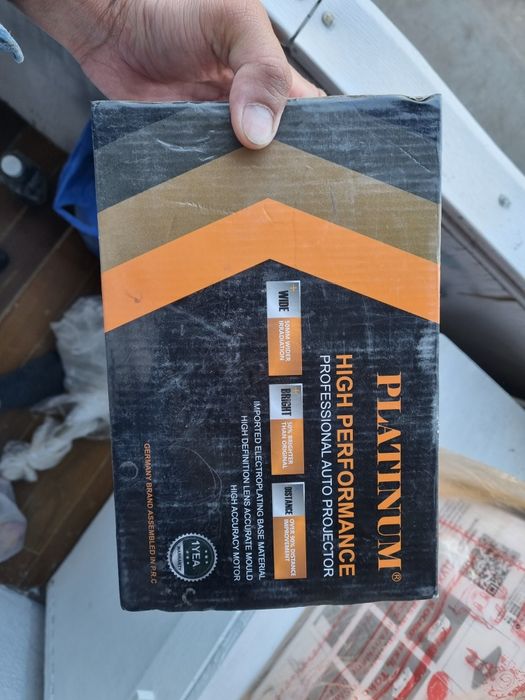 Продам линзы на автомобиль