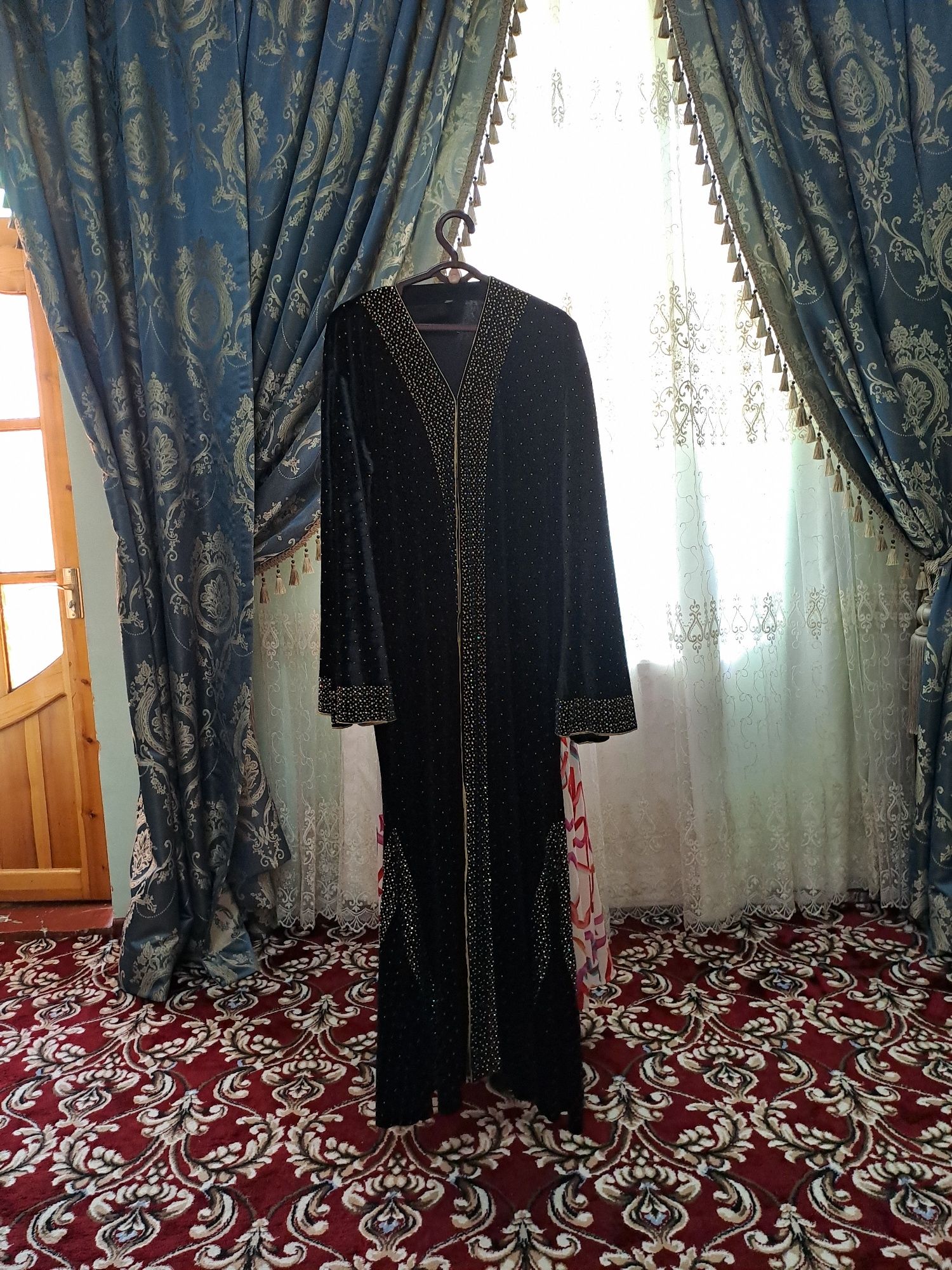 Abaya ko'ylak sotiladi