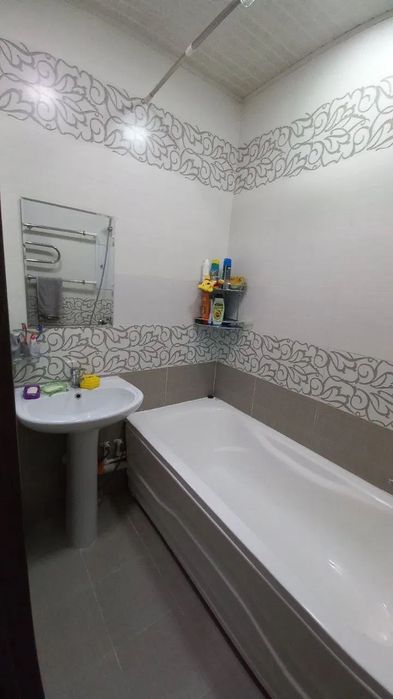 Квартира 3/3/4
Саракулька
 парк фурката, 
дом кирпичный, 
балкон 2×6