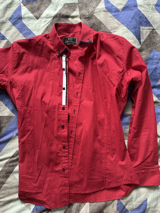 Продавам ризи и дамско бяло сако