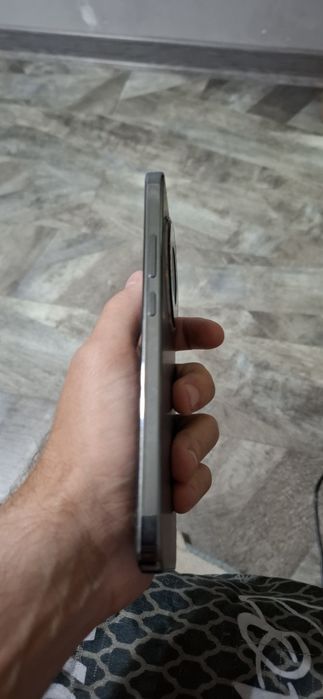 Продается смартфон Honor X9D