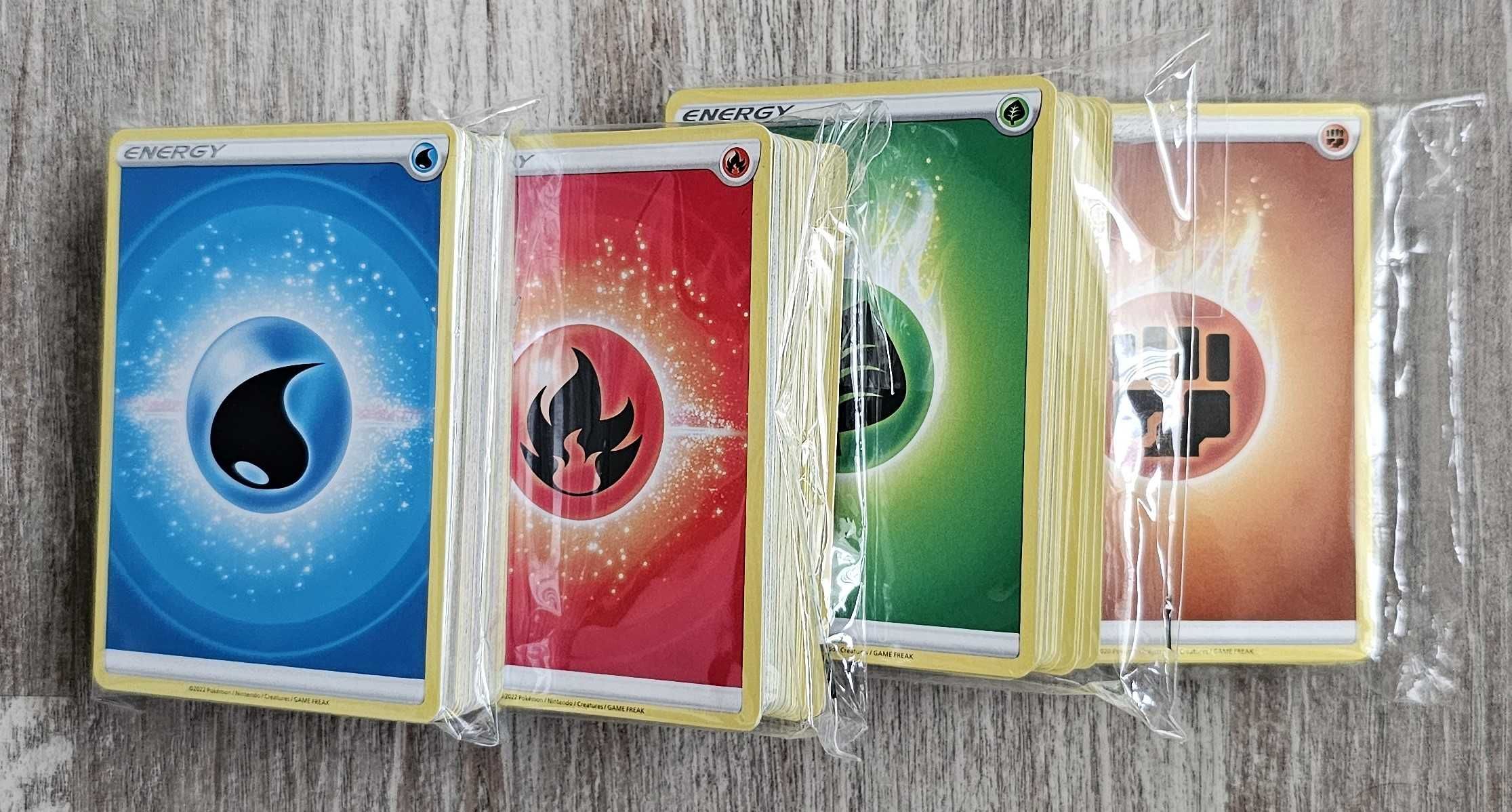 Pokemon - 12 seturi de cartonașe a câte 20 de energii - TCG