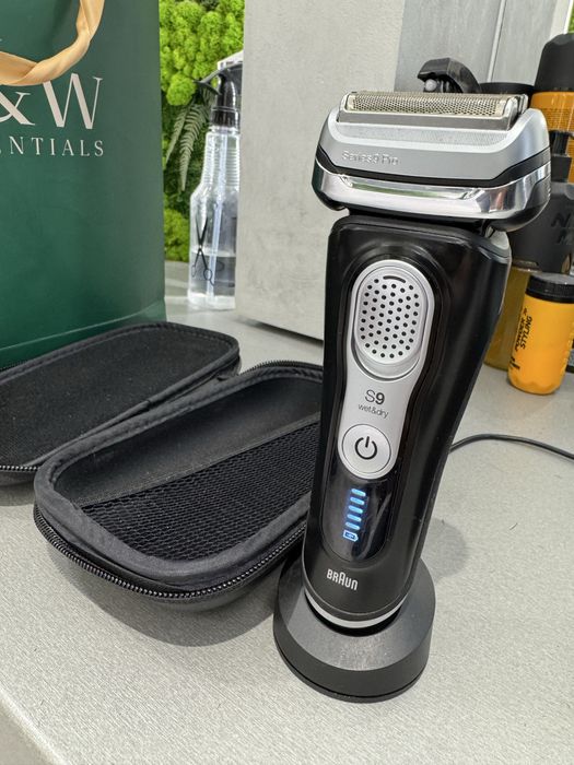 Shaver braun seria 9 pro