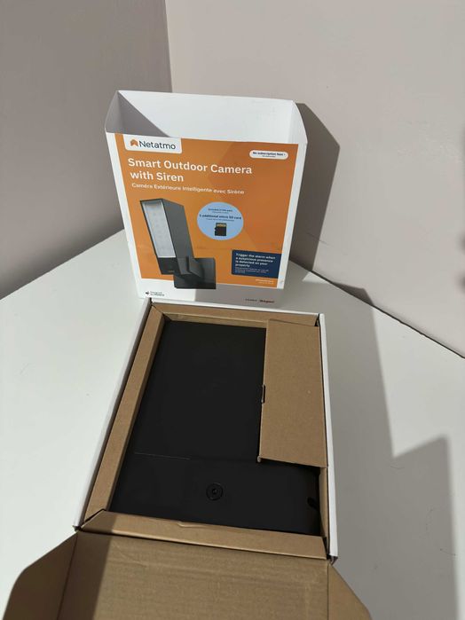 Camera de supraveghere de exterior, cu sirena, Wi-Fi, Netatmo