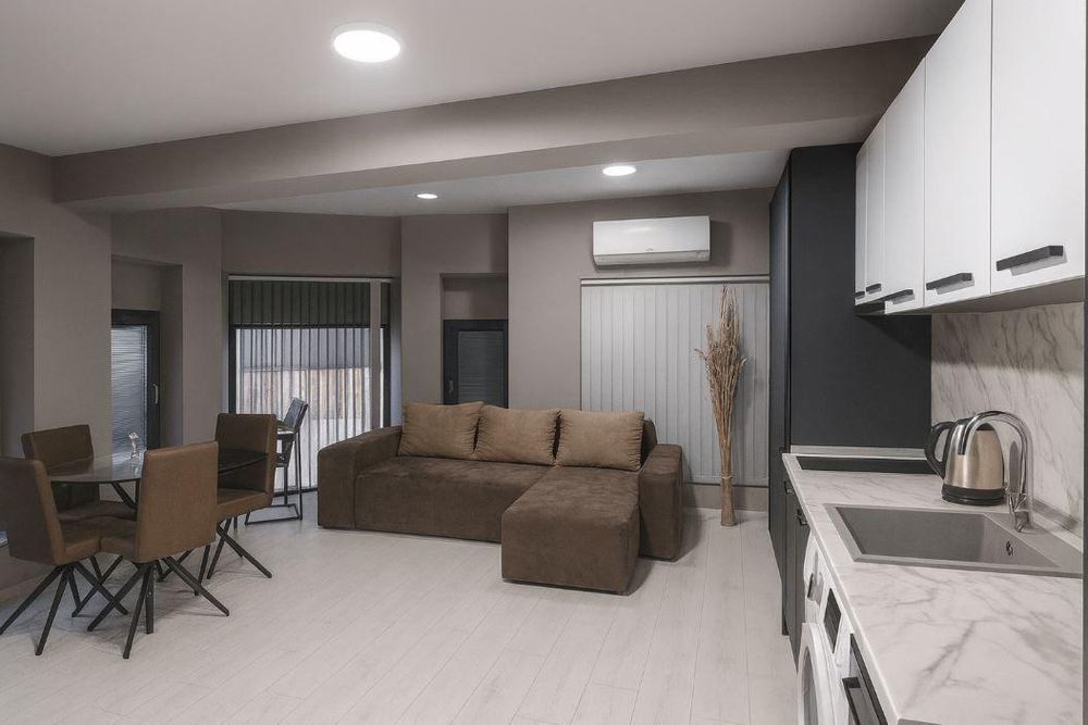 Двустаен апартамент в района на Гръцка махала!