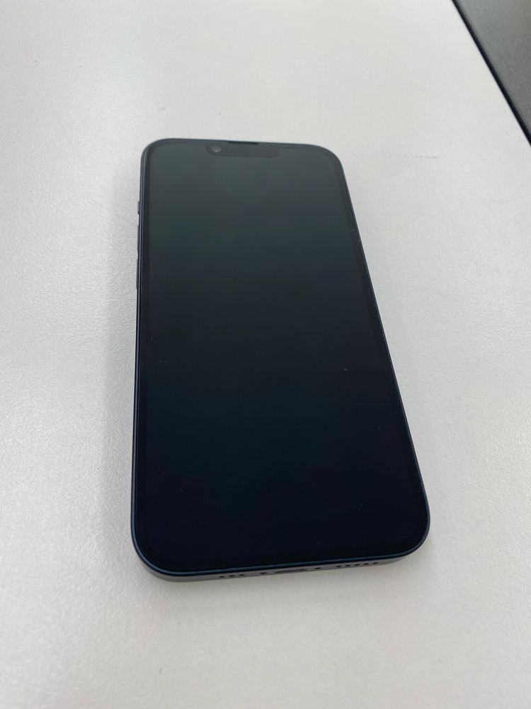 Продавам iphone 14