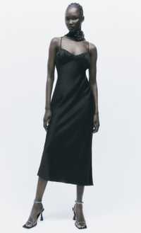 Черна сатенена рокля Zara