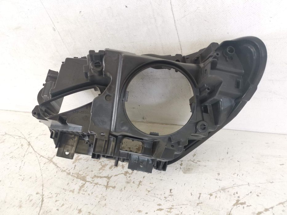 Десен фар корпус Xenon БМВ Серия 1 Ф20/Ф21 / BMW Seria 1 F20/F21 [ - ]