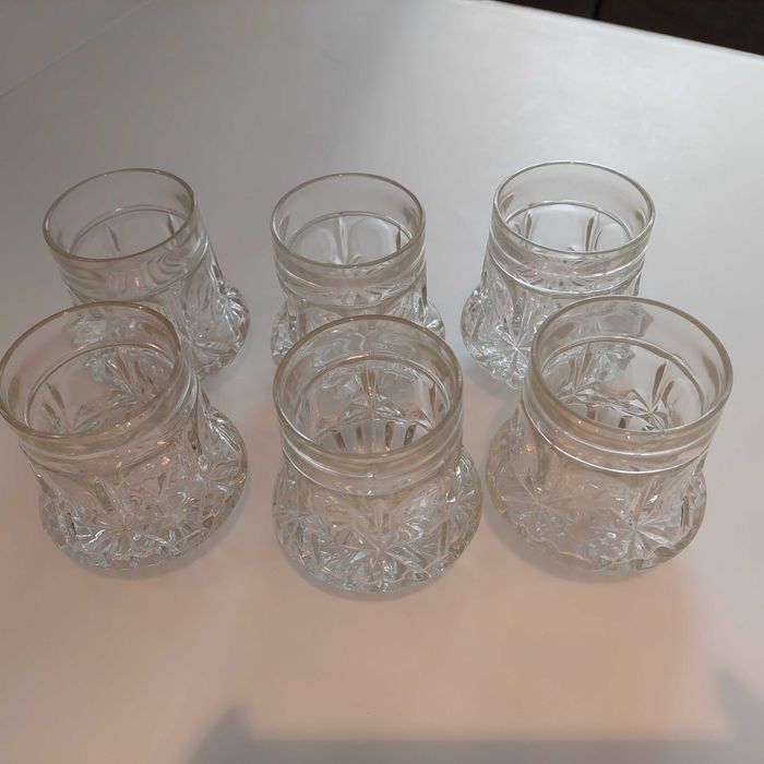 Стари стъклени чаши 6 бр.