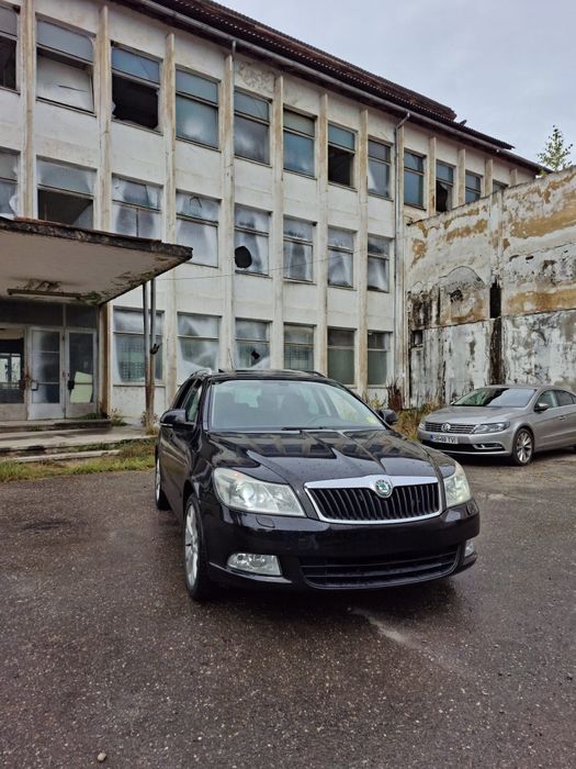 Vând skoda octavia 2 2011