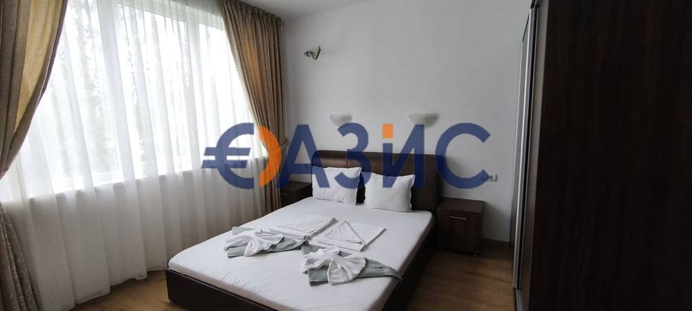 Апартамент с 1 спалня в комплекс "Вила Ария", Слънчев Бряг, 90.02 кв.
