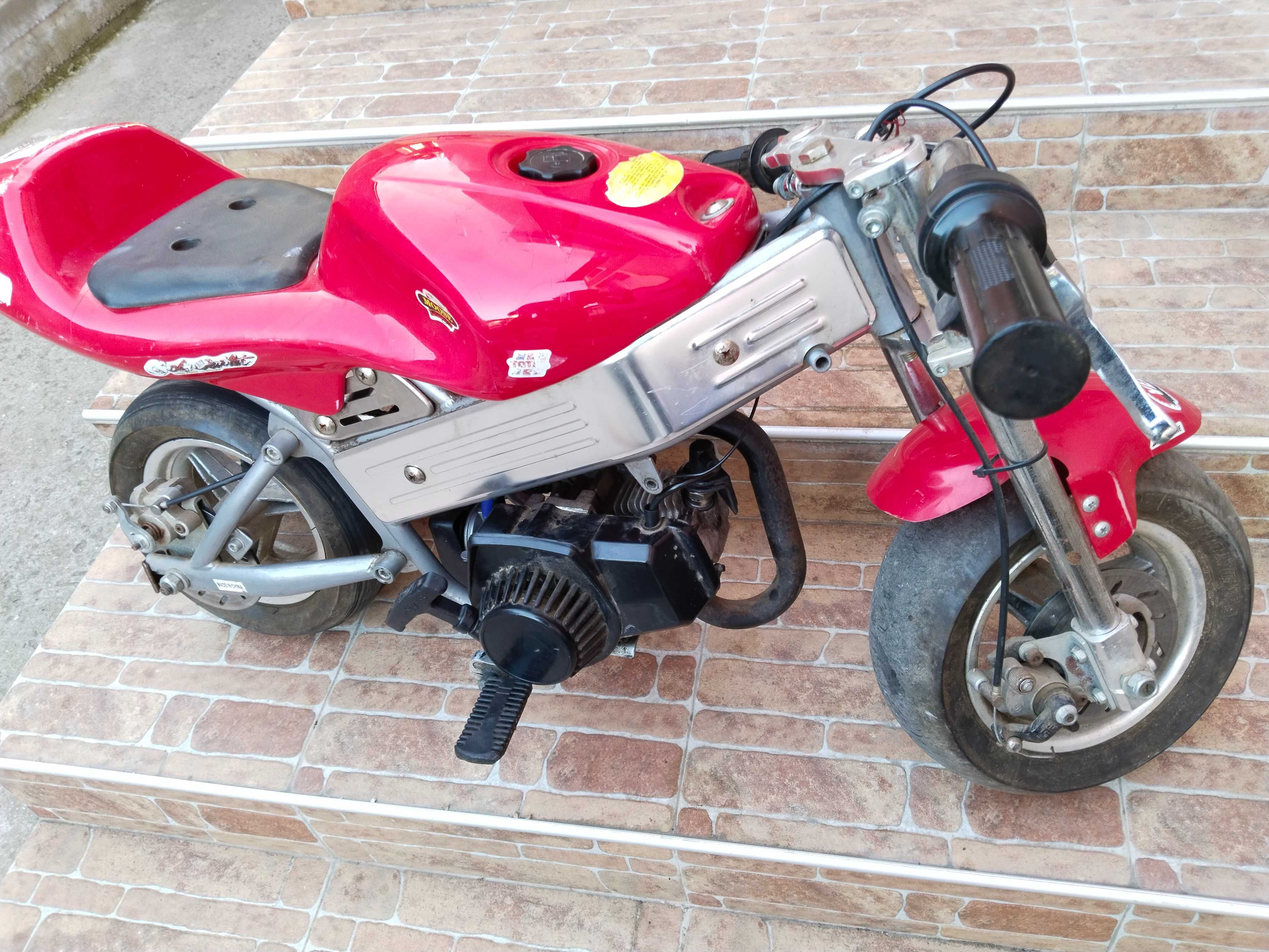 Пистово моторче / Pocket Bike
