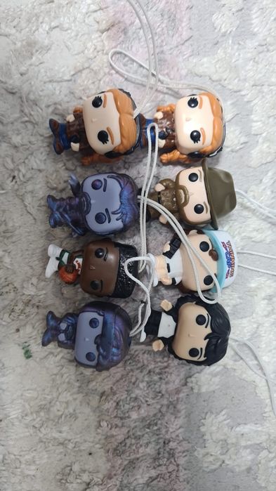 Киндеры очень странные дела